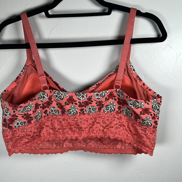 Torrid Curve Bra Size Large Lace Sugar Skulls Roses **FLAW** - Picture 7 of 16